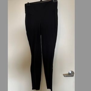 Lululemon Base Pace High-Rise Tight 28" - Size 8 - Black